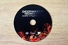 DEEPWATER HORIZON: Mo�e v plamenech