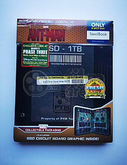 ANT-MAN Steelbook&trade; + D�REK f�lie na SteelBook&trade;